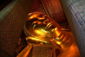 Świątynie Bangkoku.                                   Wat Pho & Wat Traimit