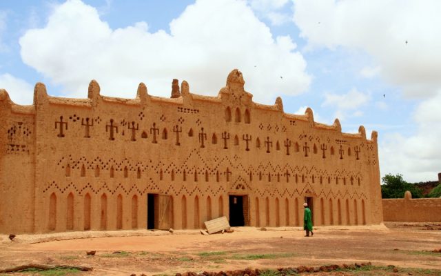 Bani – gliniane meczety na wzgórzach