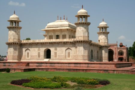 Agra – trzy grobowce